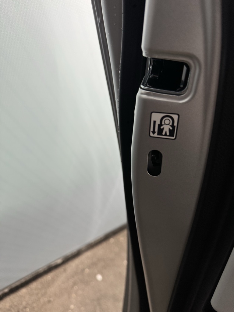 Thumbnail: 2025 Toyota Corolla - 23