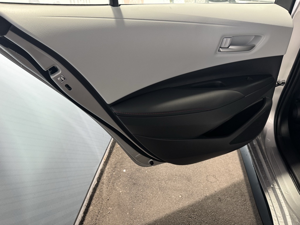 Thumbnail: 2025 Toyota Corolla - 25