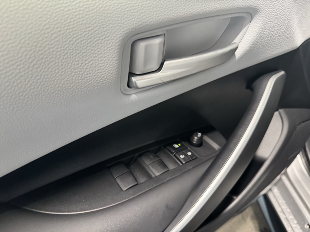 Thumbnail: 2025 Toyota Corolla - 30