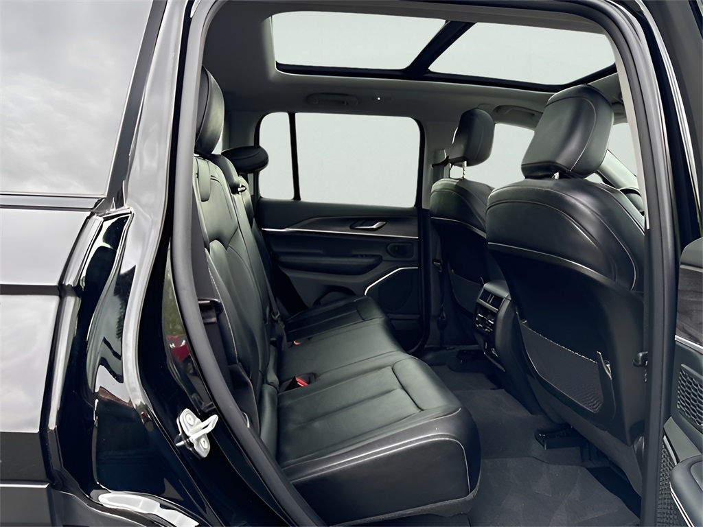 2022 Jeep Grand Cherokee