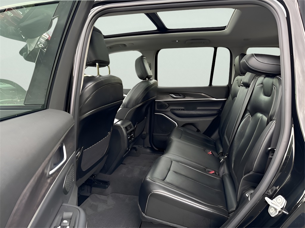2022 Jeep Grand Cherokee