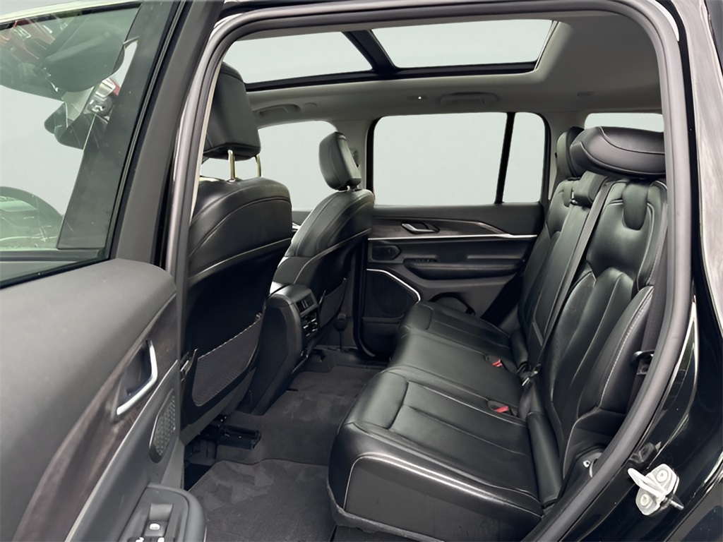2022 Jeep Grand Cherokee