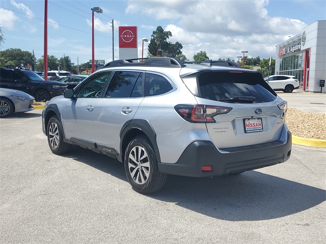 2024 Subaru Outback Premium photo 3