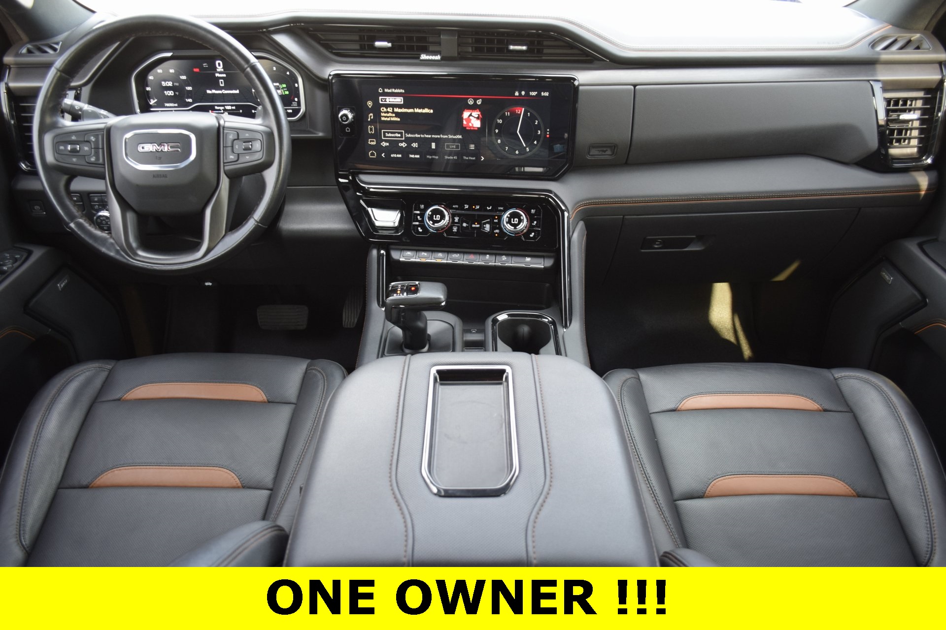 2022 GMC Sierra 1500 AT4 - 1