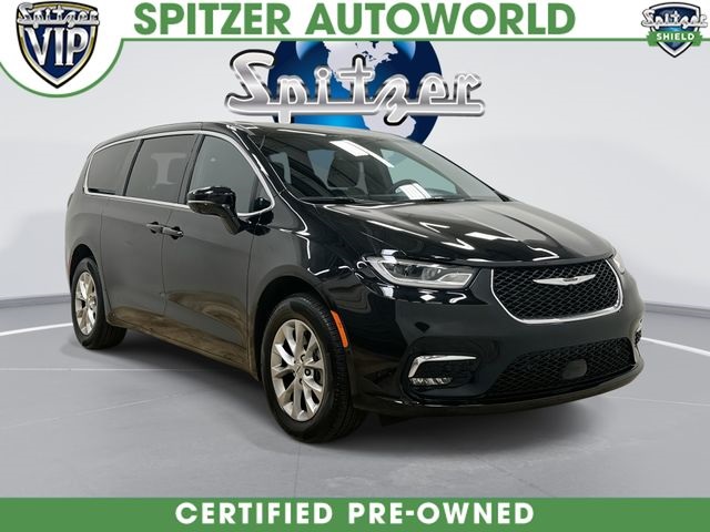 Diamond Black Crystal Pearlcoat 2025 Chrysler Pacifica Select AWD Minivan All-Wheel Drive 9-Speed Automatic