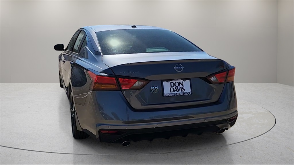 2025 Nissan Altima
