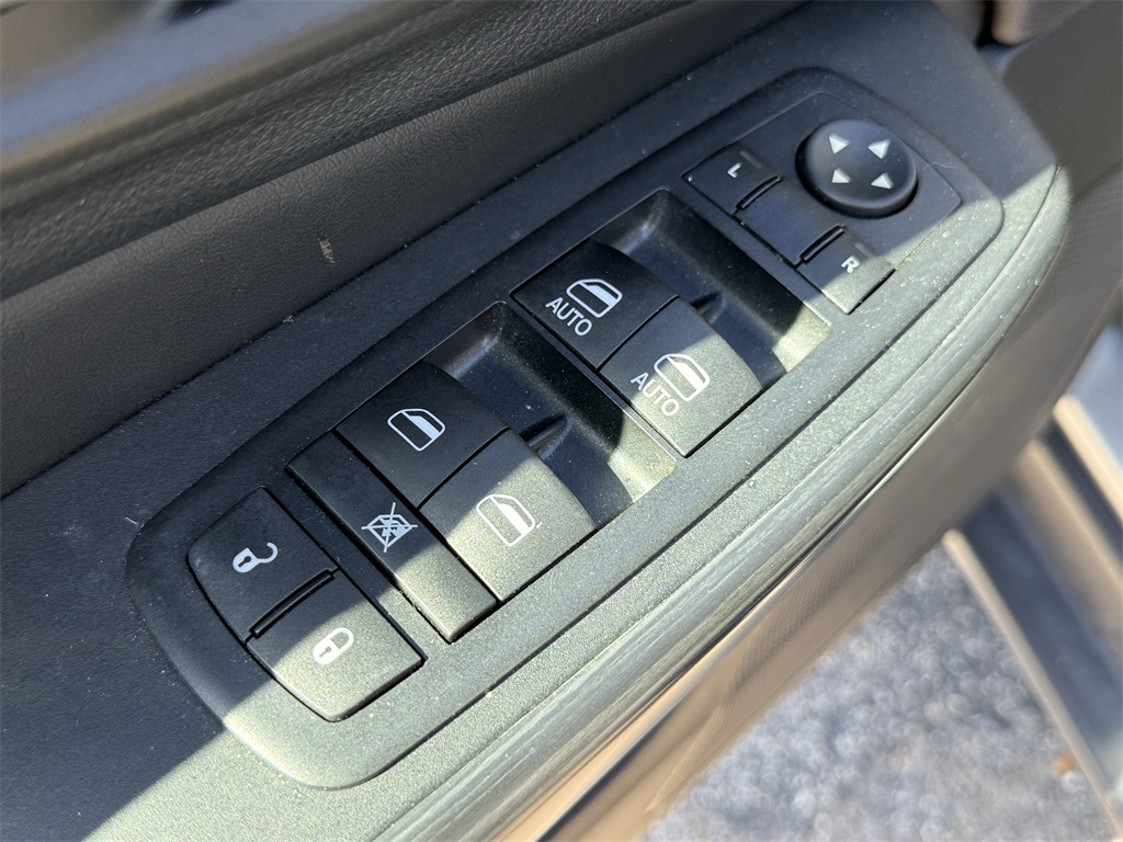 2015 Jeep Cherokee Trailhawk Silver at Durrett Motor Company