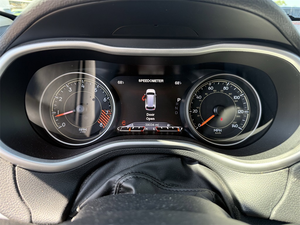 2015 Jeep Cherokee Trailhawk Silver at Durrett Motor Company