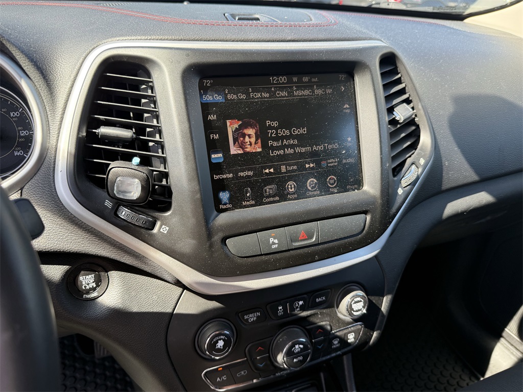 2015 Jeep Cherokee Trailhawk Silver at Durrett Motor Company