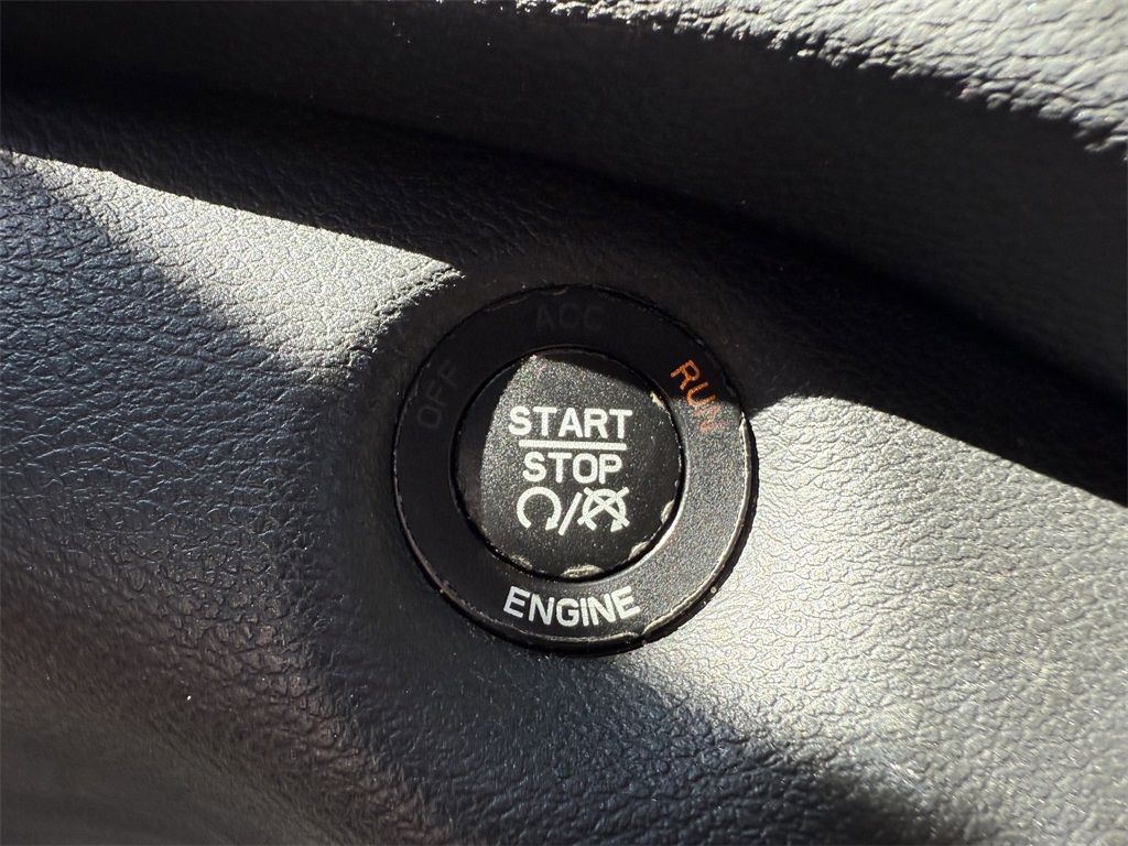 2015 Jeep Cherokee Trailhawk Silver at Durrett Motor Company