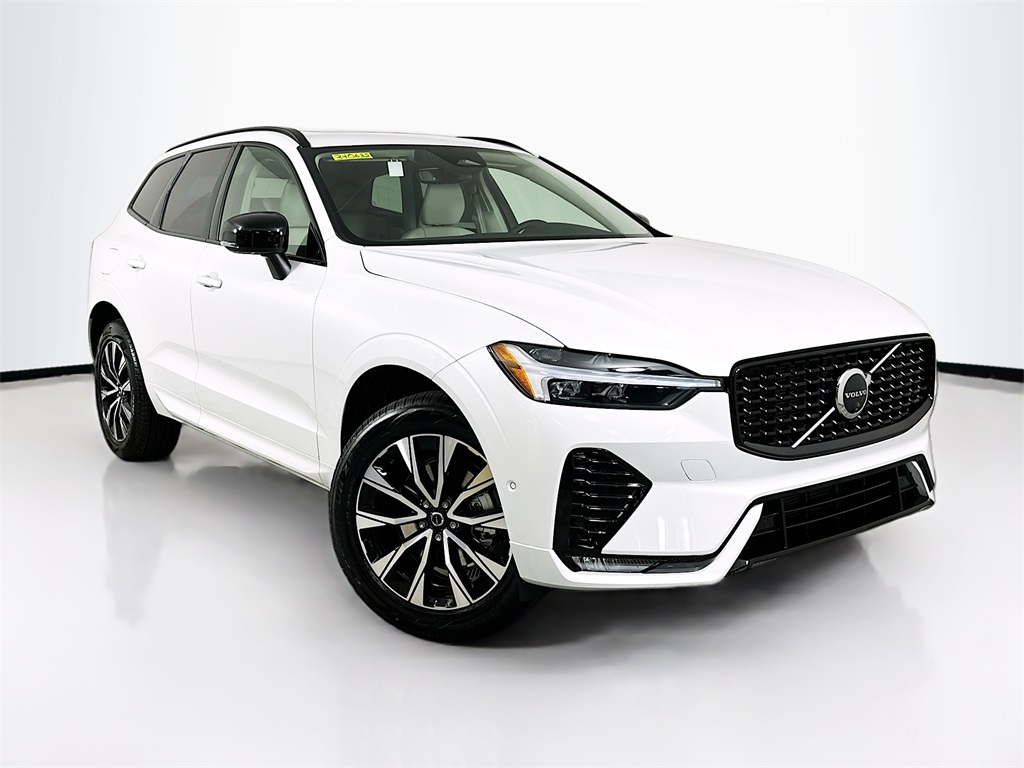 2025 Volvo XC60 B5 Plus