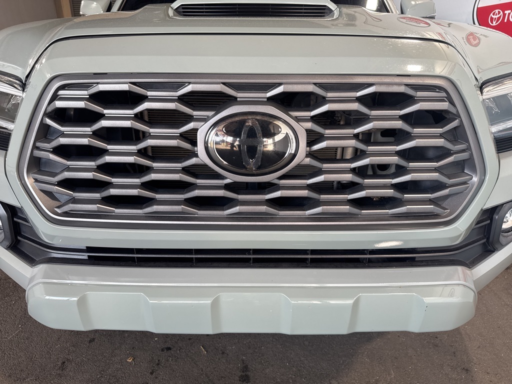 Thumbnail: 2022 Toyota Tacoma - 14