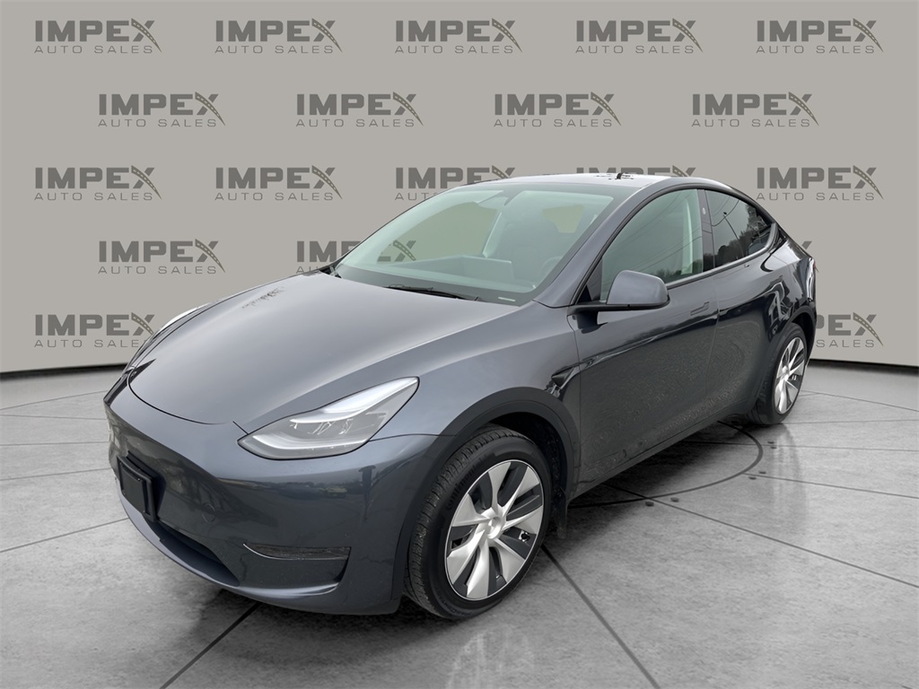 2024 Tesla Model Y Long Range's photo