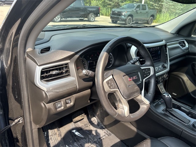 Used 2017 GMC Acadia For Sale in New Hudson, MI