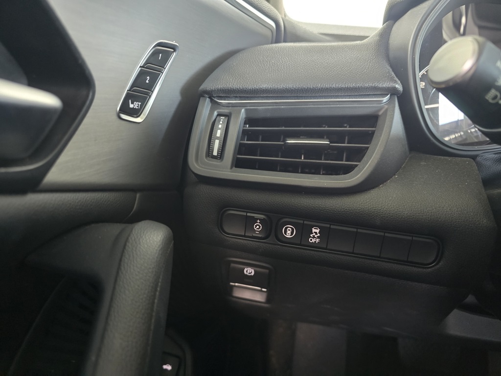 Thumbnail: 2022 Acura TLX - 22