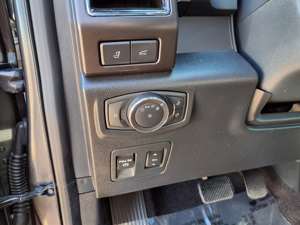 2021 Ford Expedition Limited Gray at AutoSavvy Houston Northwest