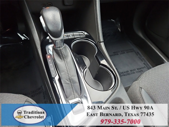 2024 Buick Encore GX Preferred White at Community Kia