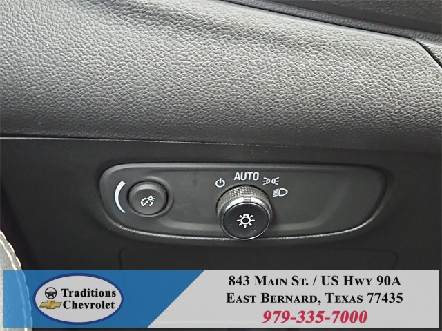 2024 Buick Encore GX Preferred White at Community Kia