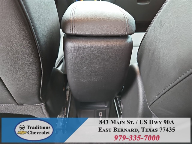 2024 Buick Encore GX Preferred White at Community Kia