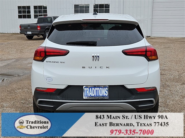 2024 Buick Encore GX Preferred White at Community Kia