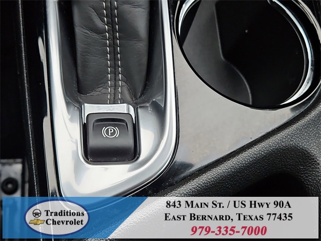 2024 Buick Encore GX Preferred White at Community Kia