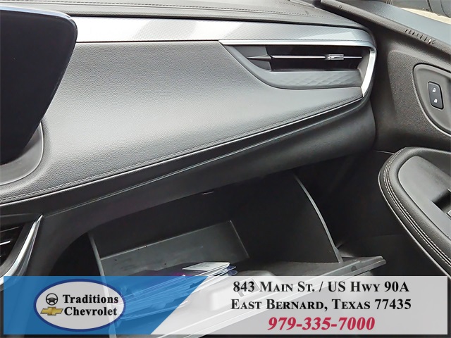 2024 Buick Encore GX Preferred White at Community Kia