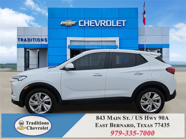 2024 Buick Encore GX Preferred White at Community Kia