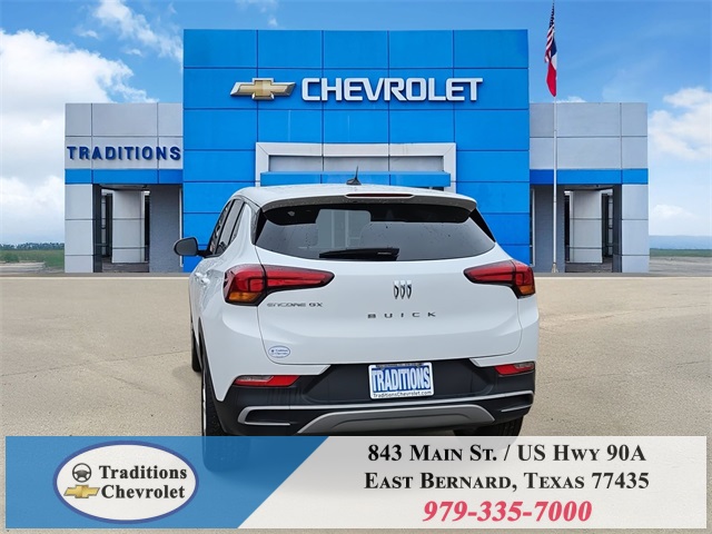 2024 Buick Encore GX Preferred White at Community Kia