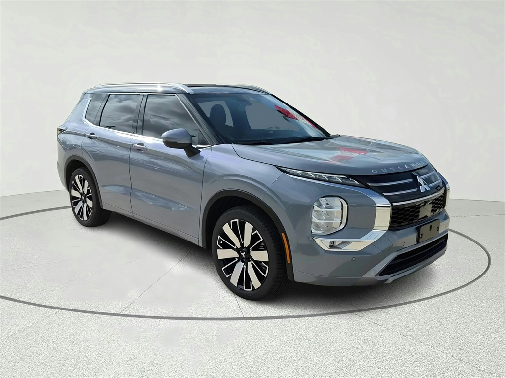 2025 Mitsubishi Outlander SEL - 2
