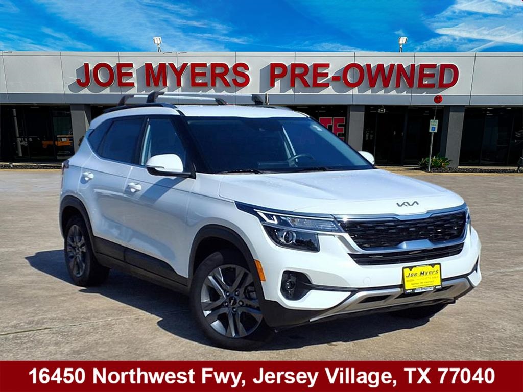 2023 Kia Seltos S White at Joe Myers Mazda Kia