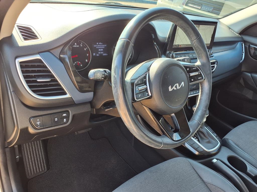 2023 Kia Seltos S White at Joe Myers Mazda Kia