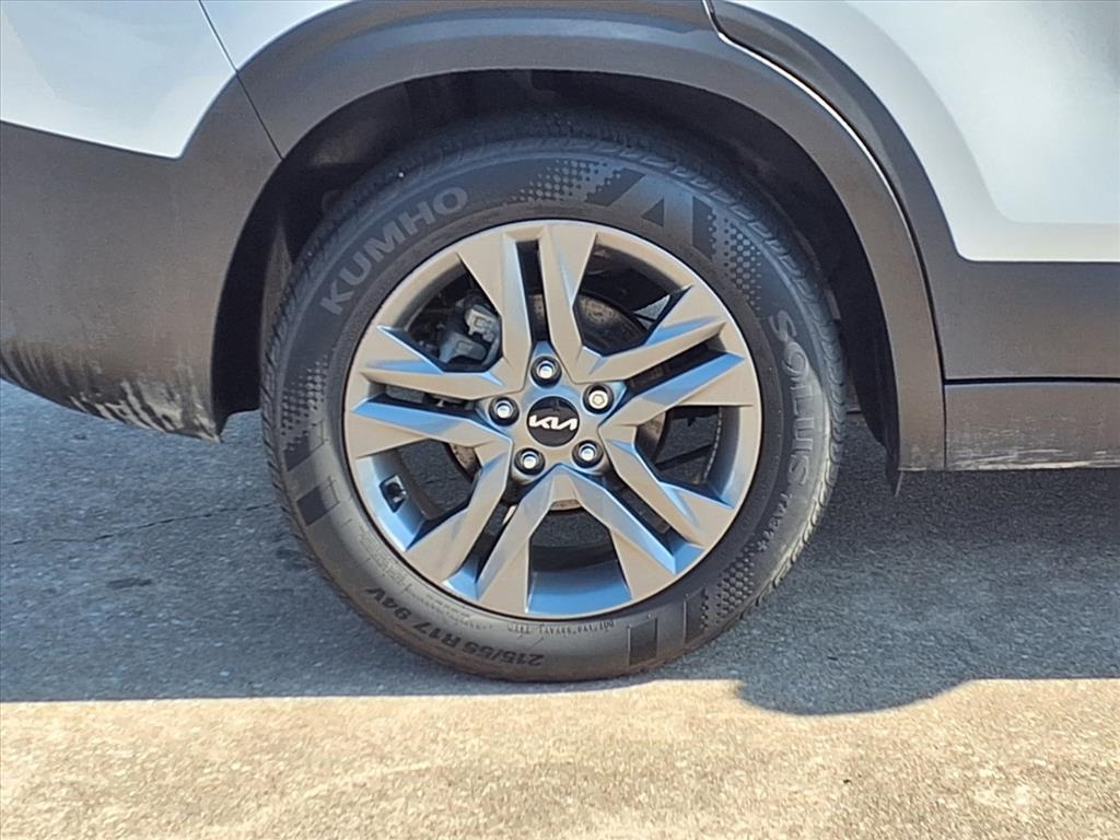 2023 Kia Seltos S White at Joe Myers Mazda Kia