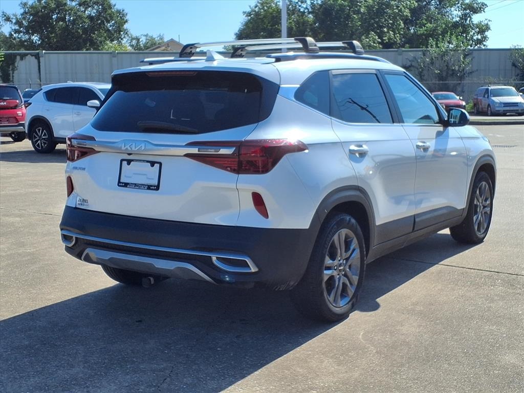 2023 Kia Seltos S White at Joe Myers Mazda Kia