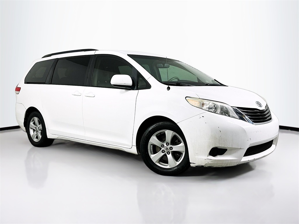 2014 Toyota Sienna L
