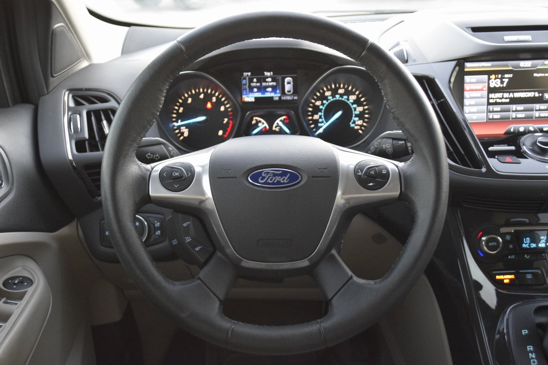 2015 Ford Escape Titanium - 10