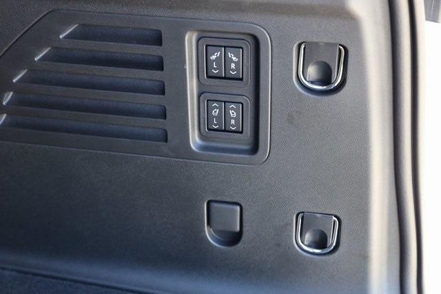 2026 Chevrolet Traverse High Country White at Monument Chevrolet