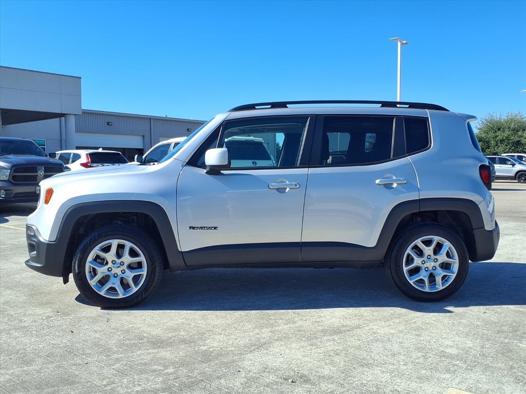 2018 Jeep Renegade Latitude Silver at Durrett Motor Company