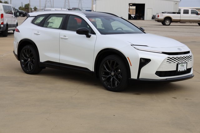 2025 Toyota Crown Signia Limited - 0