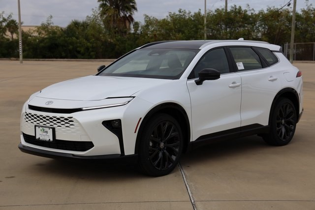 2025 Toyota Crown Signia Limited - 2