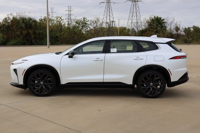 2025 Toyota Crown Signia Limited - 4