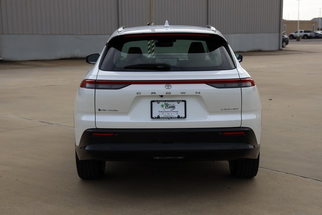 2025 Toyota Crown Signia Limited - 6