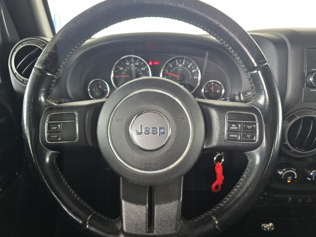 Thumbnail: 2018 Jeep Wrangler - 12