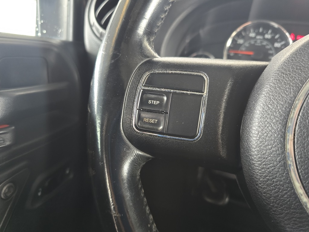 Thumbnail: 2018 Jeep Wrangler - 13