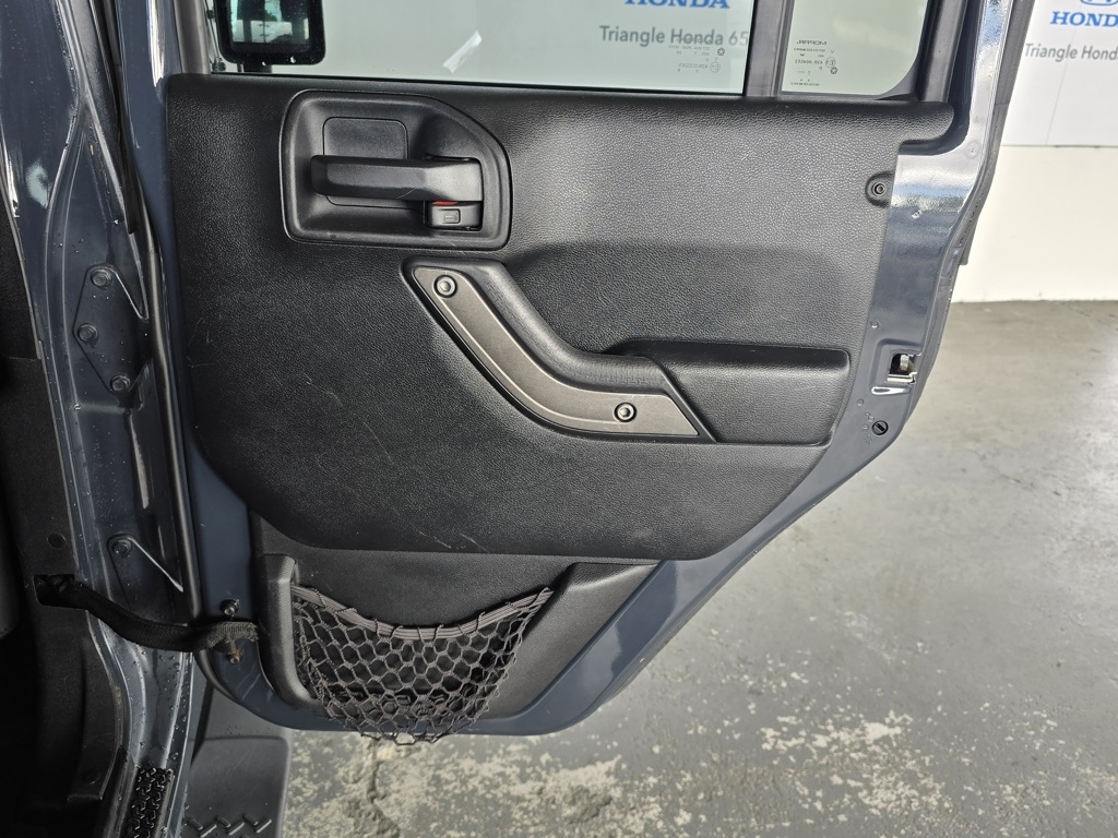 Thumbnail: 2018 Jeep Wrangler - 20