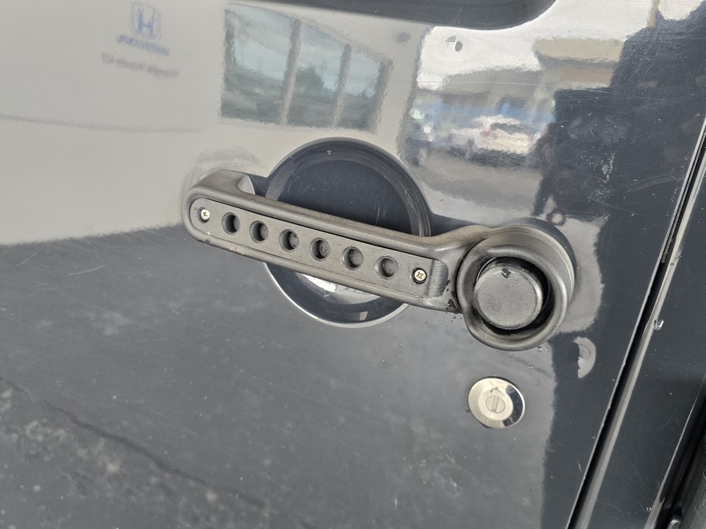 Thumbnail: 2018 Jeep Wrangler - 22