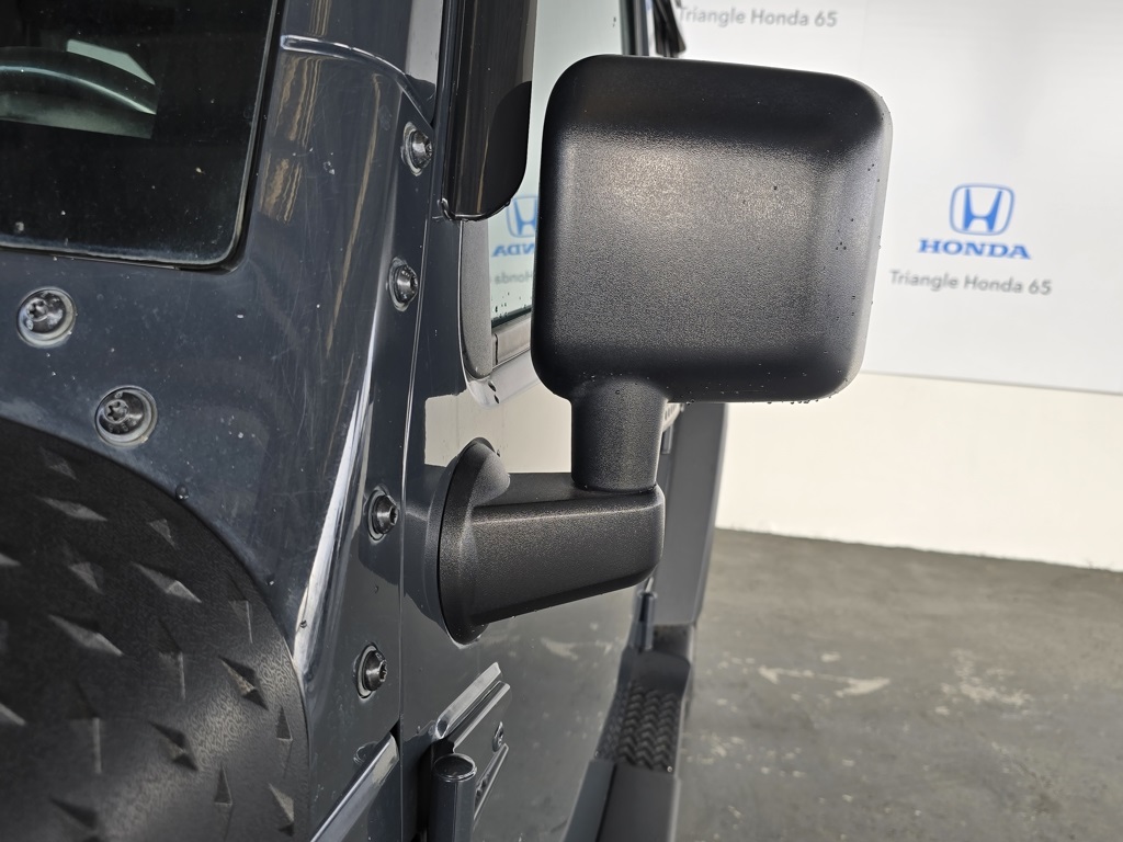 Thumbnail: 2018 Jeep Wrangler - 27