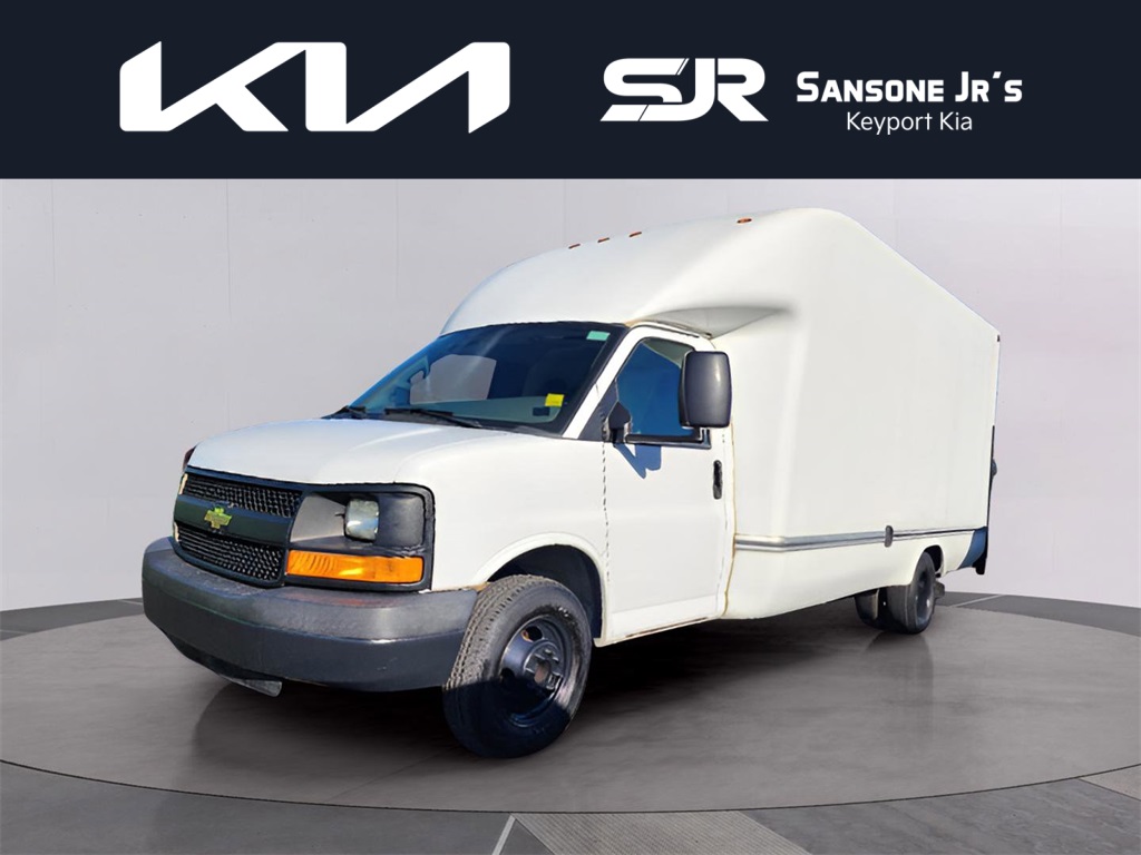 2016 Chevrolet Express Chassis 3500 177 Cutaway with 1WT RWD