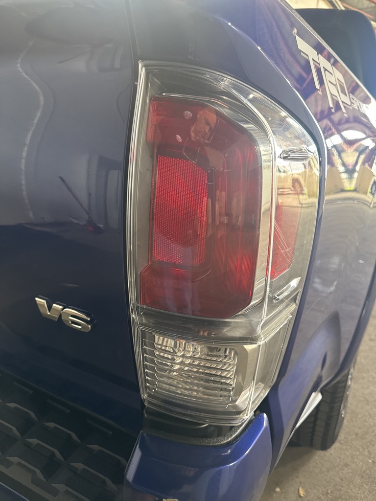 Thumbnail: 2023 Toyota Tacoma - 20