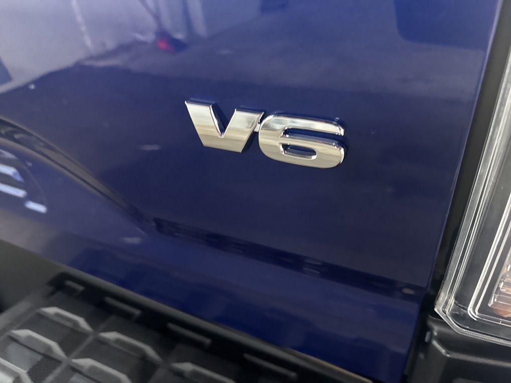 Thumbnail: 2023 Toyota Tacoma - 21