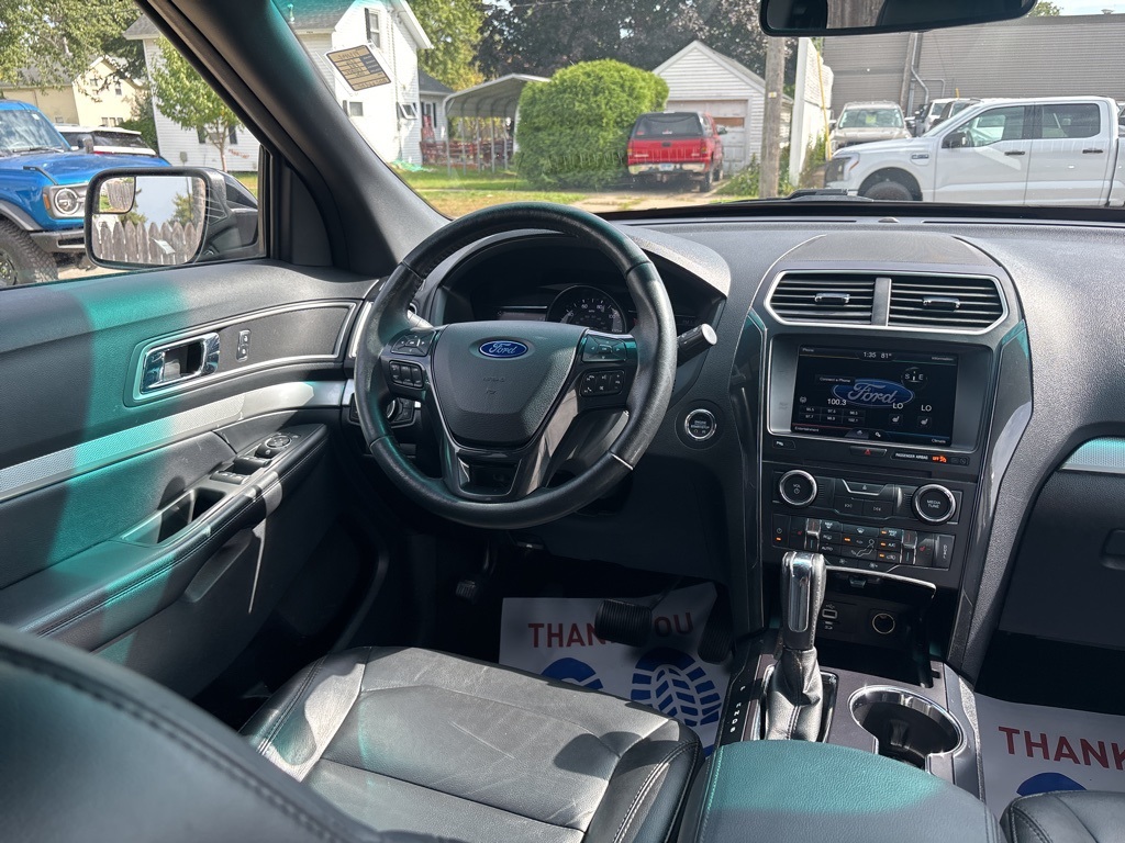 2016 Ford Explorer